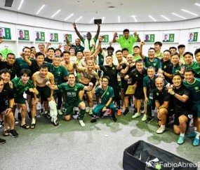 法比奥赛后庆祝晋级：感谢上帝让我置身于这座了不起的城市